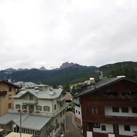 Апартаменты Casa In Centro Di Кортина-д'Ампеццо